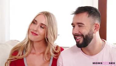 Рождественский секс втроем Скарлетт Алексис со сводными дядей и тетей