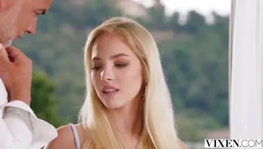 Няня соблазнительница Белла Спарк заполучила большой член работодателя