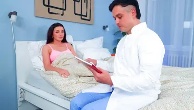 Добрый доктор поднял уровень аминокислот пациентки накормив ее спермой