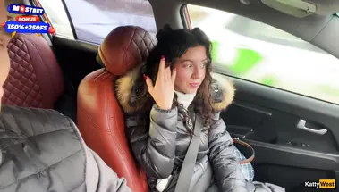 Кинул последнюю палку бывшей в машине и обильно накончал на лицо