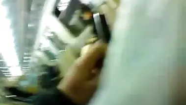 Учительница увидела дрочера с хуем в руке в метро