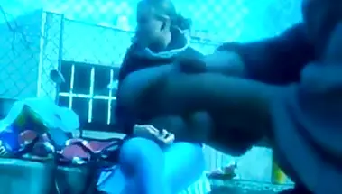 Подрочил хуй в магазине перед продавщицей и на улице